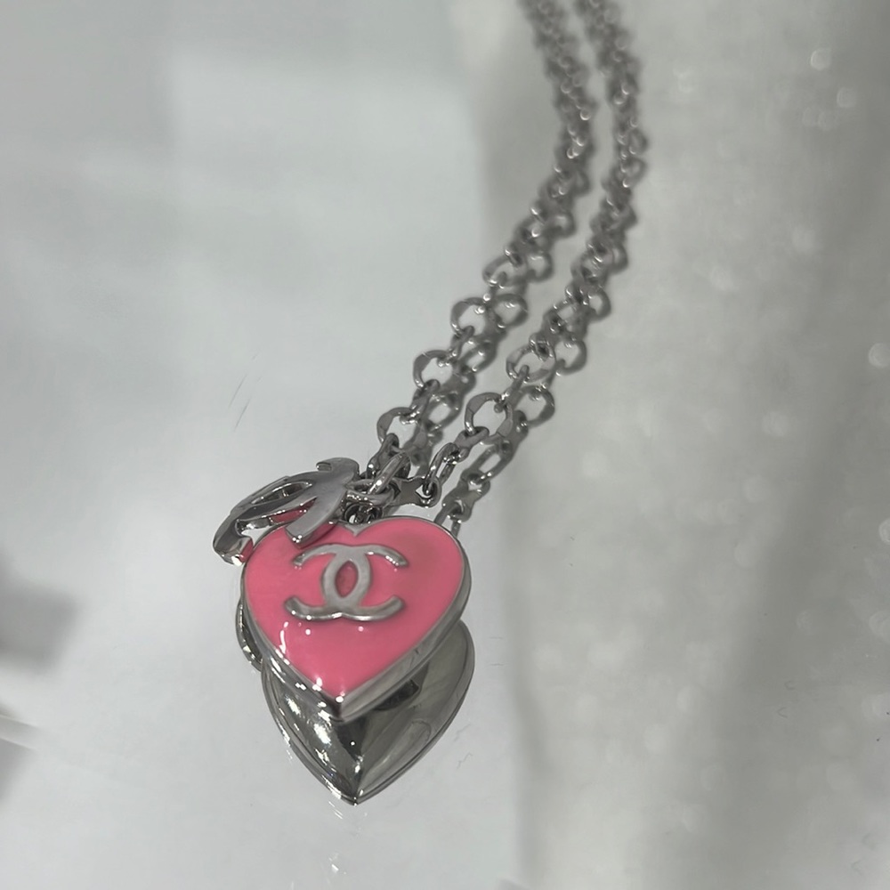 Necklace heart Chanel logo